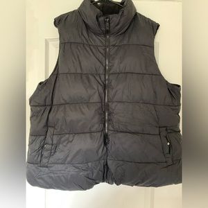 Black sleeveless puffer jacket